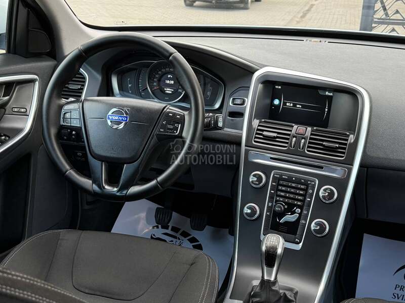 Volvo XC60 2.0 D4/NAV/LED