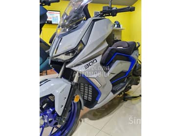 K-MOTO R-Max 300 MAXI SKUTER