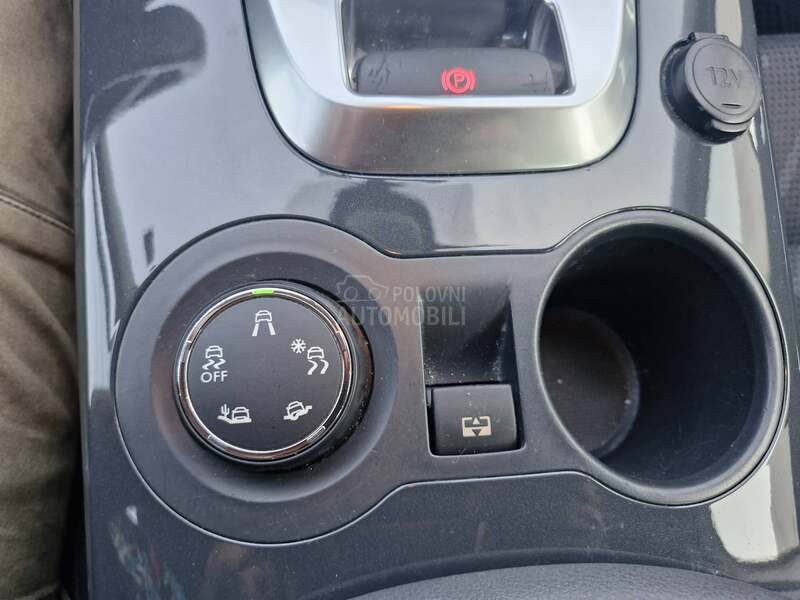 Peugeot 3008 1.6hdi alure pan aut