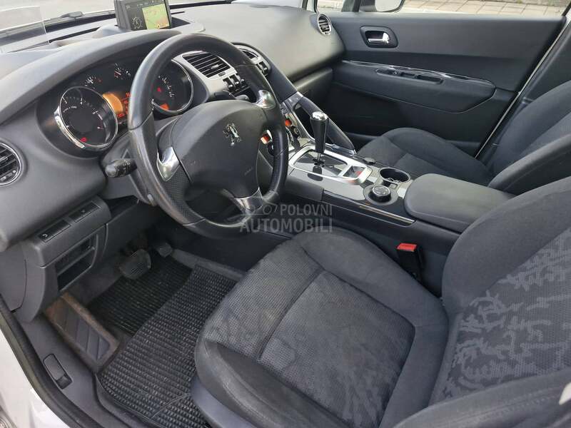 Peugeot 3008 1.6hdi alure pan aut
