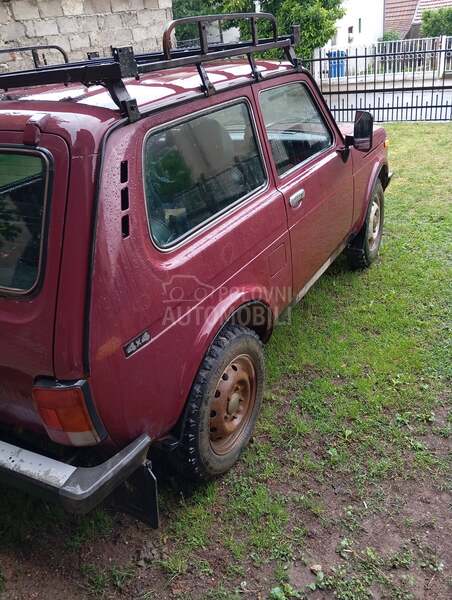Lada Niva 1.7 i