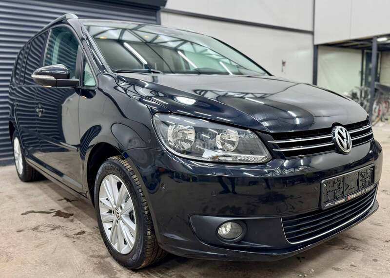 Volkswagen Touran 1.2 TSI STYLE/7 SED
