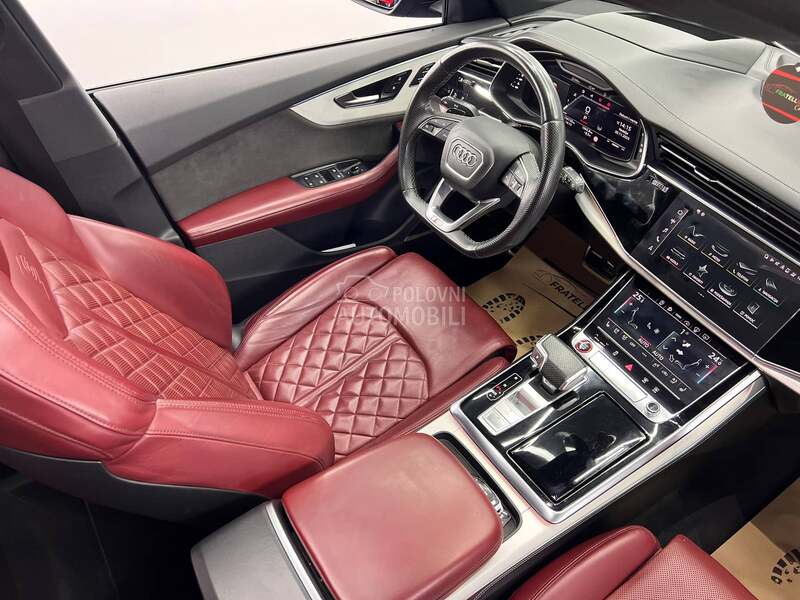 Audi SQ8 Mild Hibrid/PANO/360