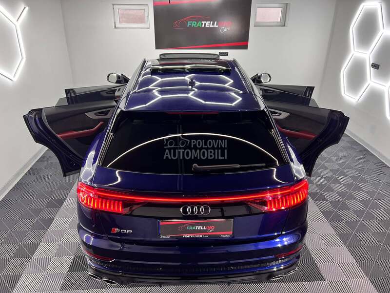 Audi SQ8 Mild Hibrid/PANO/360