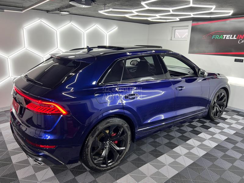 Audi SQ8 Mild Hibrid/PANO/360