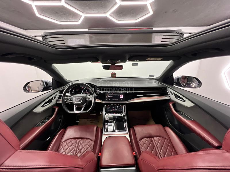 Audi SQ8 Mild Hibrid/PANO/360