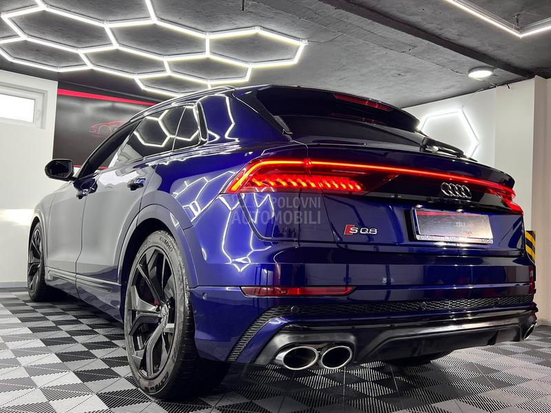 Audi SQ8 Mild Hibrid/PANO/360