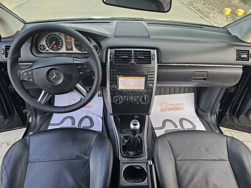 Mercedes Benz B 200 N.A.V.I