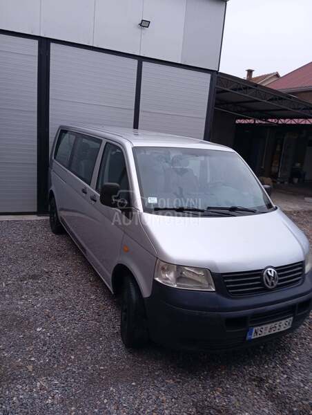 Volkswagen Transporter T5 2,5 TDI
