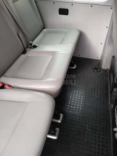 Volkswagen Transporter T5 2,5 TDI