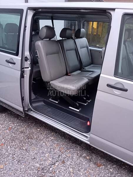 Volkswagen Transporter T5 2,5 TDI