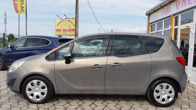 Opel Meriva 1.3CDTI NJOY/0DLIČNA