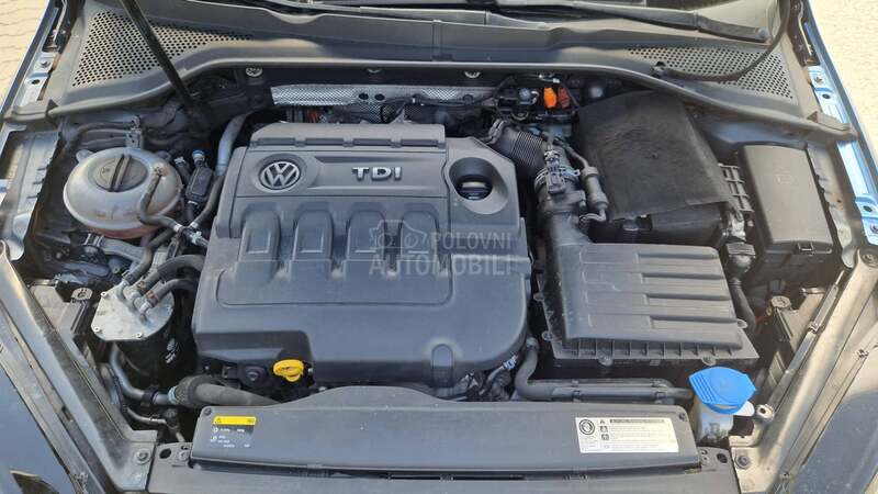 Volkswagen Golf 7 1.6 TDI Xenon