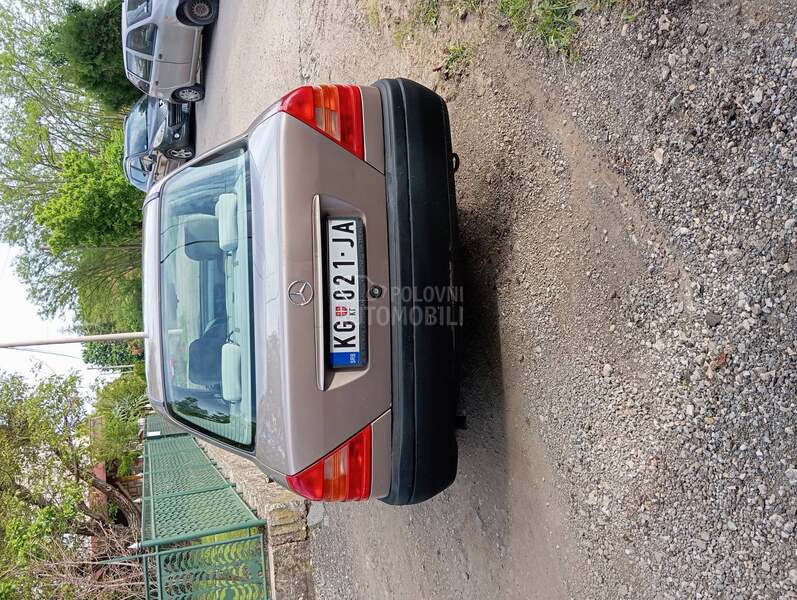 Mercedes Benz C 180 