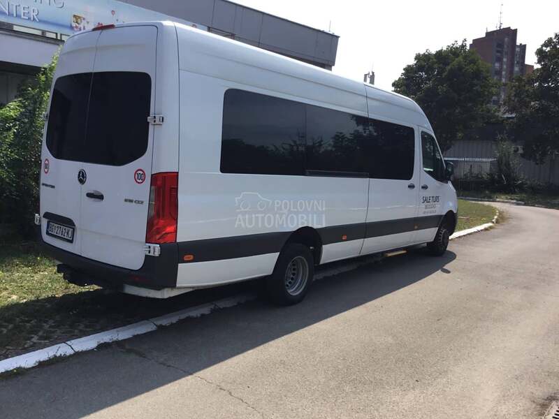 Mercedes Benz Sprinter 516