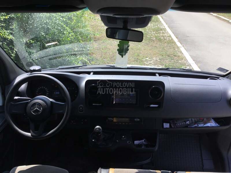 Mercedes Benz Sprinter 516