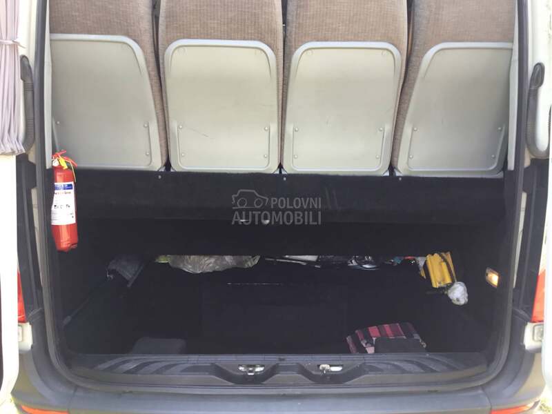 Mercedes Benz Sprinter 516