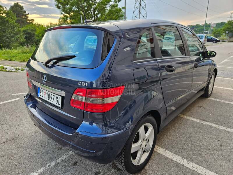 Mercedes Benz B 180 W245