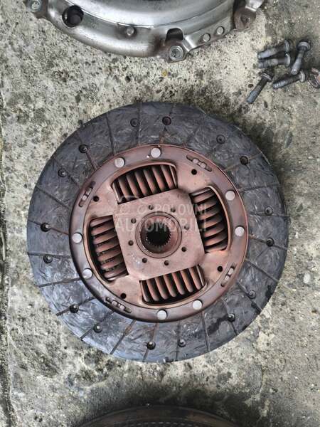 set kvacila sa fiksnim zamajce