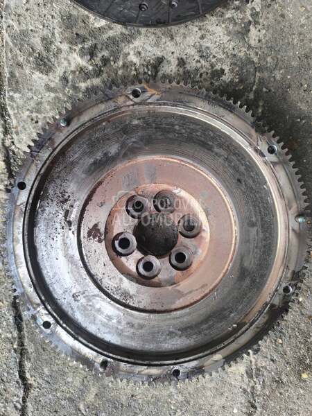 set kvacila sa fiksnim zamajce