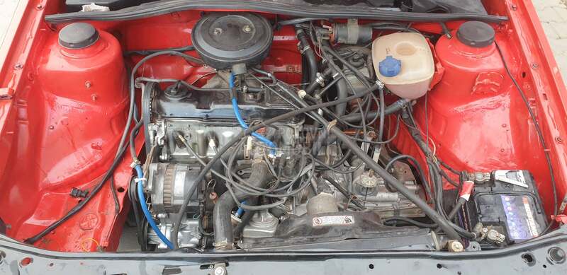 Volkswagen Golf 2 GTI
