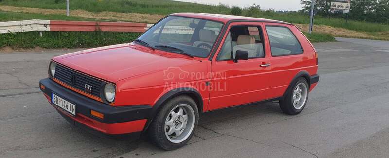 Volkswagen Golf 2 GTI