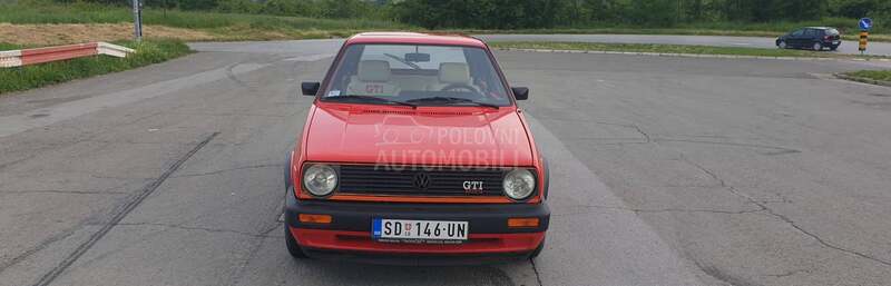 Volkswagen Golf 2 GTI