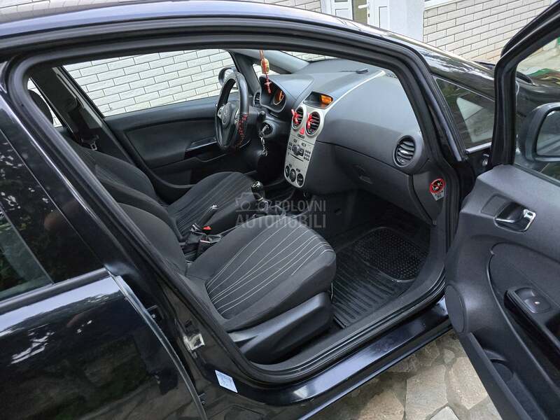 Opel Corsa D 