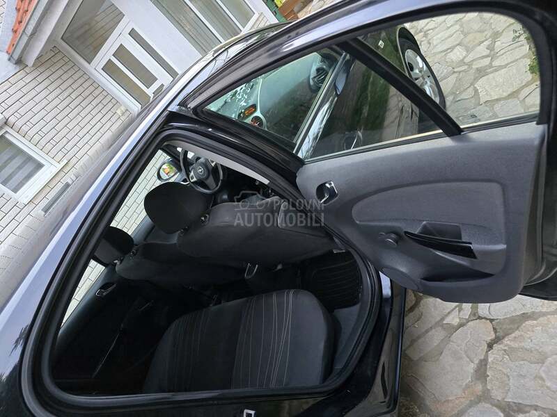 Opel Corsa D 