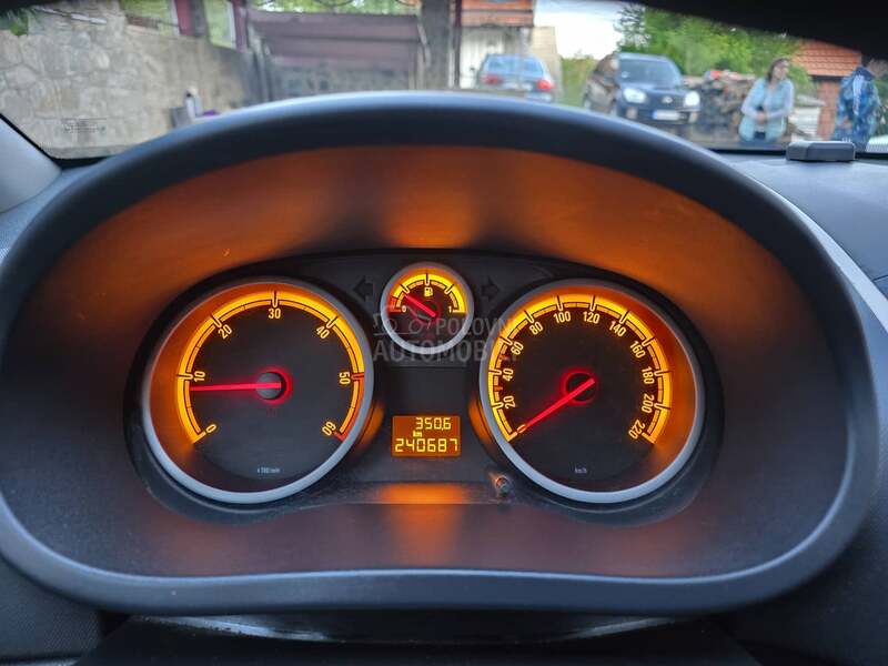 Opel Corsa D 