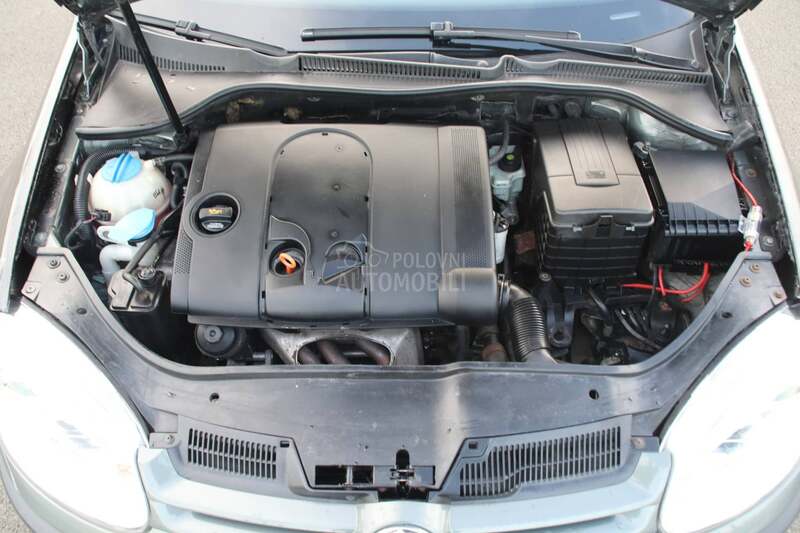 Volkswagen Golf 5 GTI LOOK