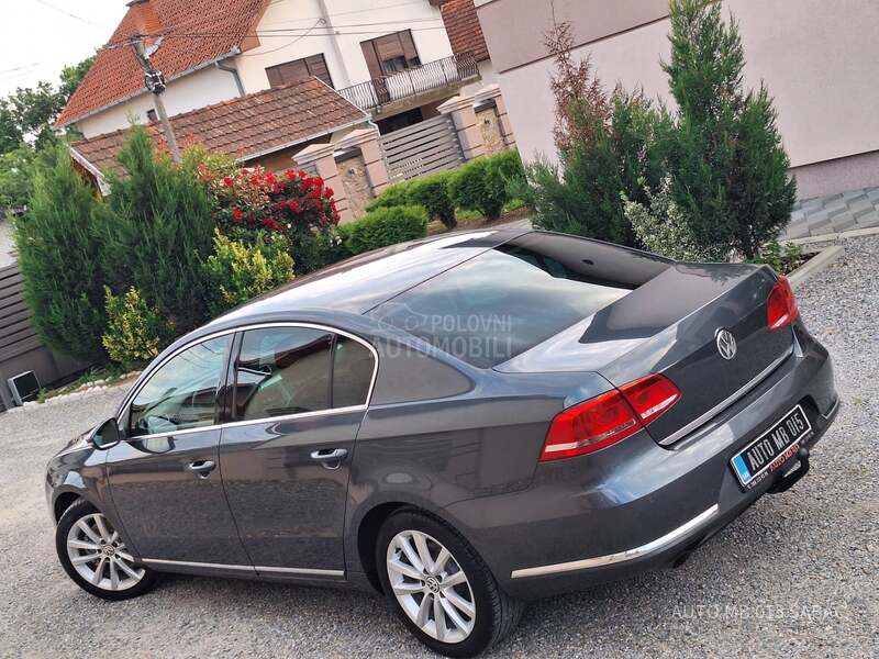 Volkswagen Passat B7 1.6 TDI HIGHLINE