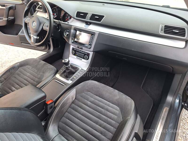 Volkswagen Passat B7 1.6 TDI HIGHLINE
