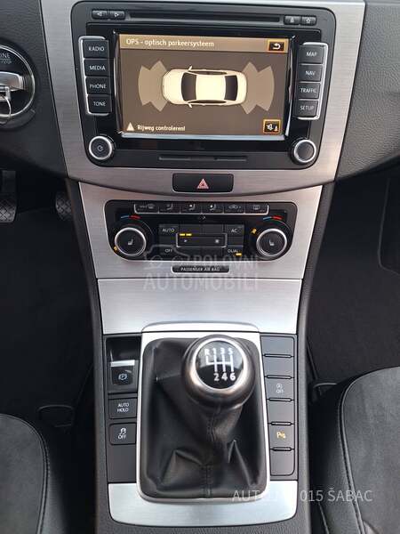 Volkswagen Passat B7 1.6 TDI HIGHLINE
