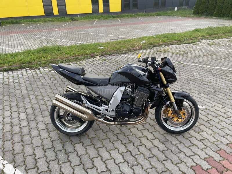 Kawasaki Z1000