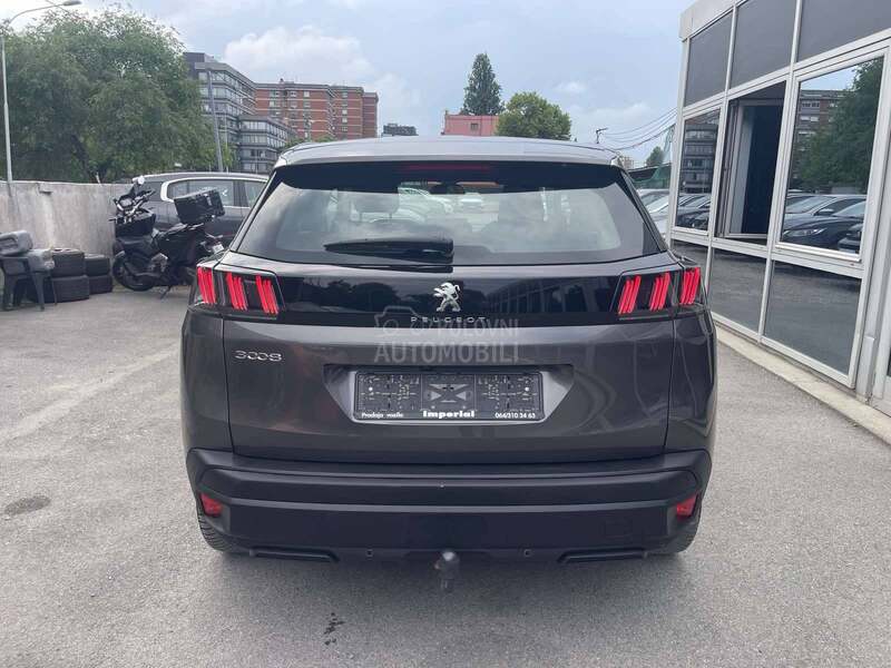 Peugeot 3008 1.2 B Autom