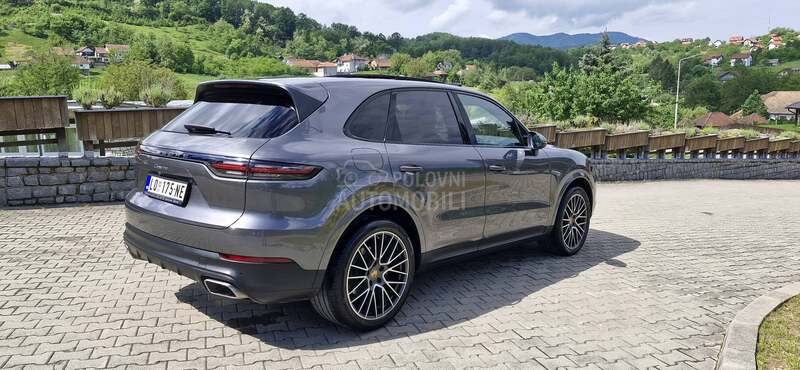 Porsche Cayenne 3,0 chrono NOV