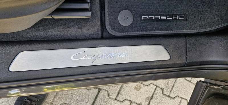 Porsche Cayenne 3,0 chrono NOV