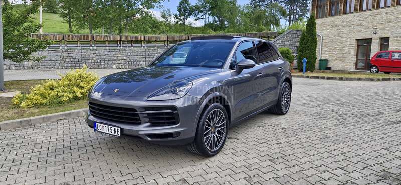 Porsche Cayenne 3,0 chrono NOV