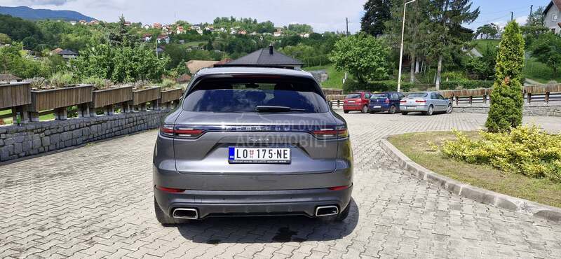 Porsche Cayenne 3,0 chrono NOV