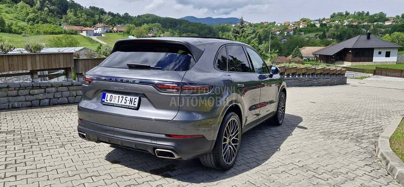 Porsche Cayenne 3,0 chrono NOV