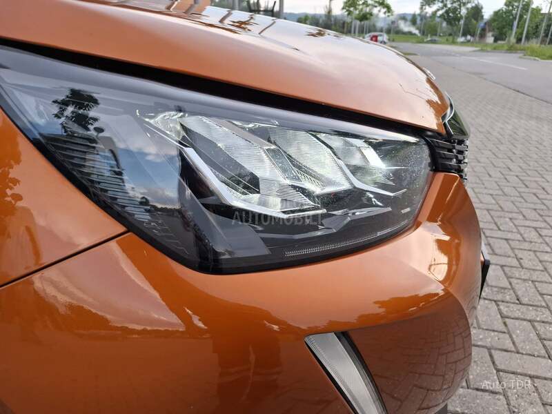Peugeot 2008 1.5 HDI NOV NOV