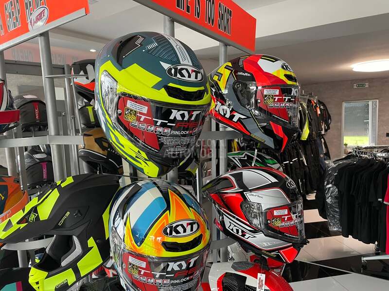 KYT TT-Revo