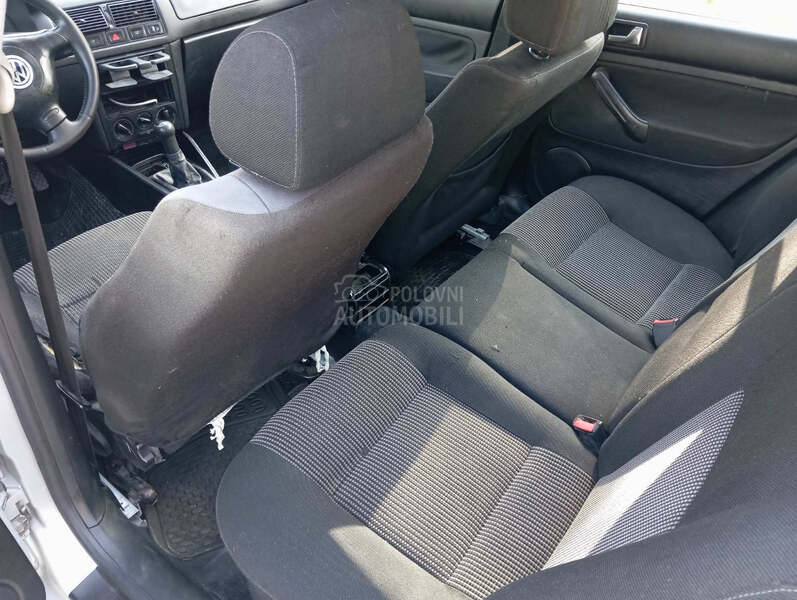 Volkswagen Golf 4 