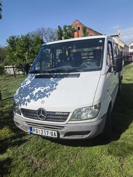 Mercedes Benz sprinter 313