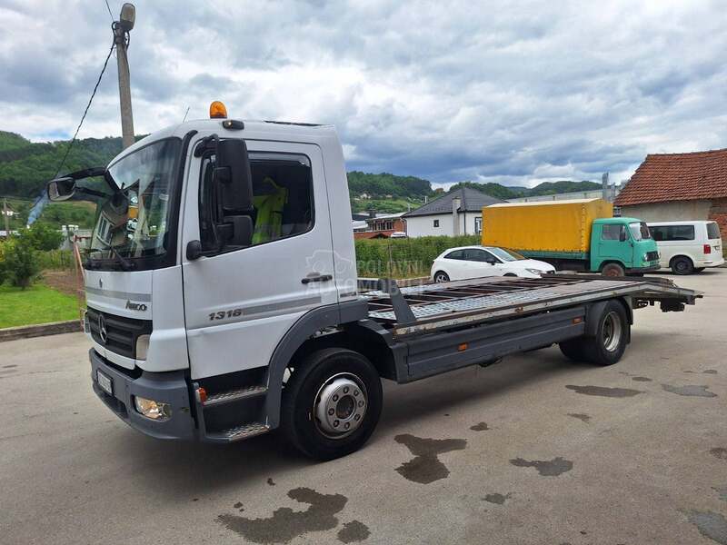Mercedes Benz 1318L