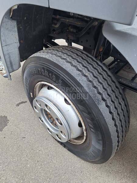 Mercedes Benz 1318L