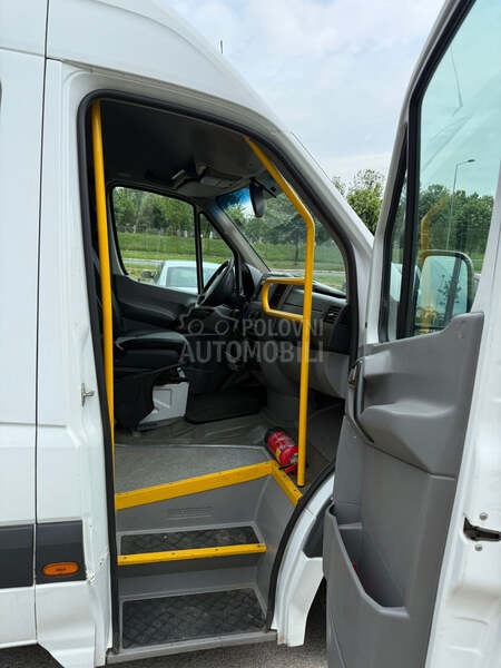 Mercedes Benz Sprinter 