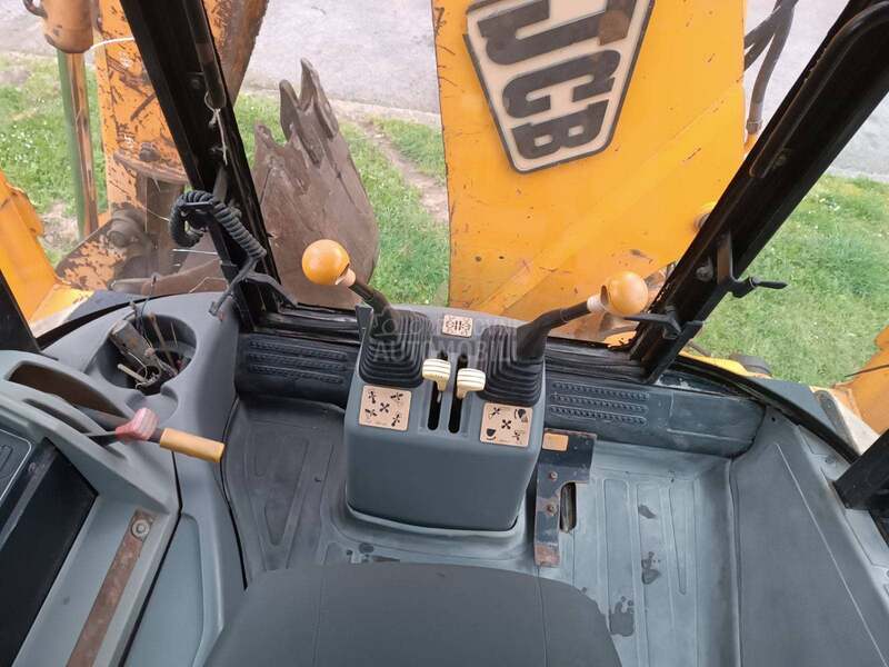 JCB 3CX