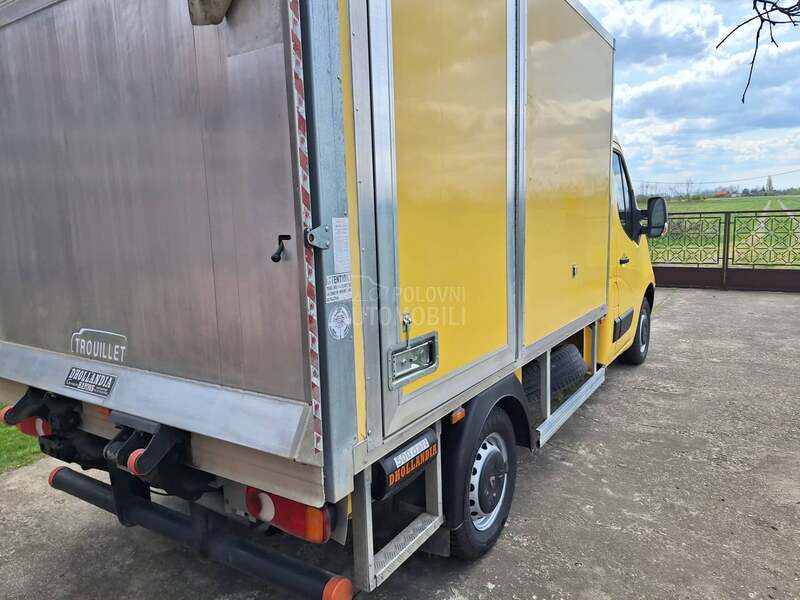 Renault Master 2.3 dci rampa